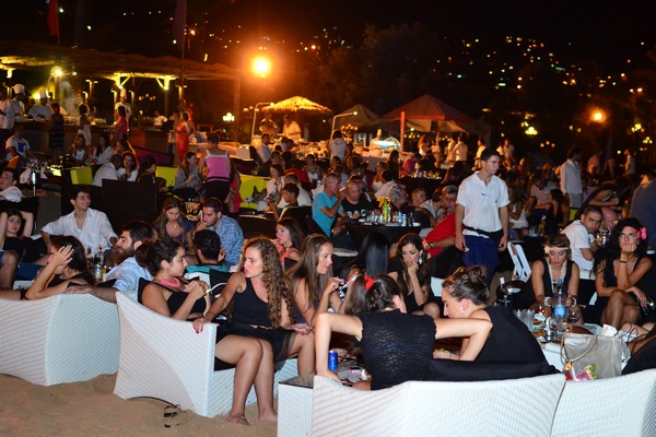 Soul Music with Gisele at Edde Sands